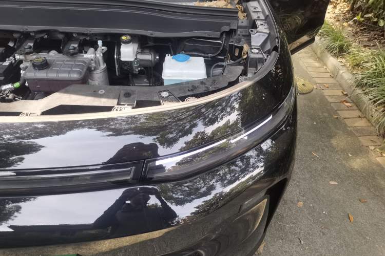 Used Leapmotor B10 2025 510 LiDAR Version Engine Bay Left
