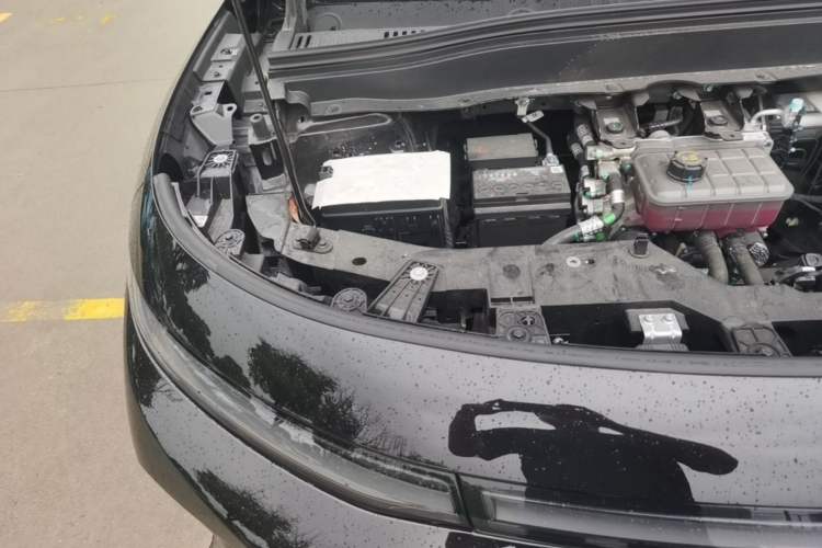 Used Leapmotor B10 2025 510 LiDAR Version Engine Bay Right
