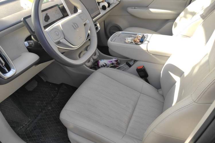 Used Leapmotor B10 2025 510 LiDAR Version Left Front Seat