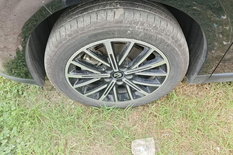 Used Leapmotor B10 2025 510 Joyful Edition Left Front Wheel Hub