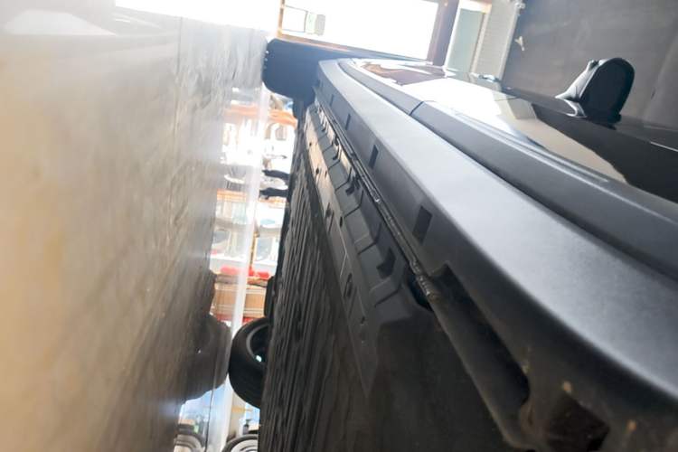 Used Leapmotor B10 2025 510 Joyful Edition Left Side Sill
