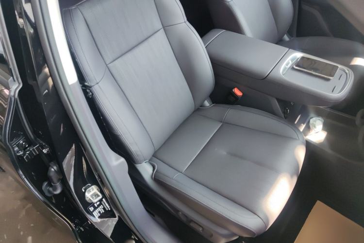 Used Leapmotor B10 2025 510 Joyful Edition Right Front Seat