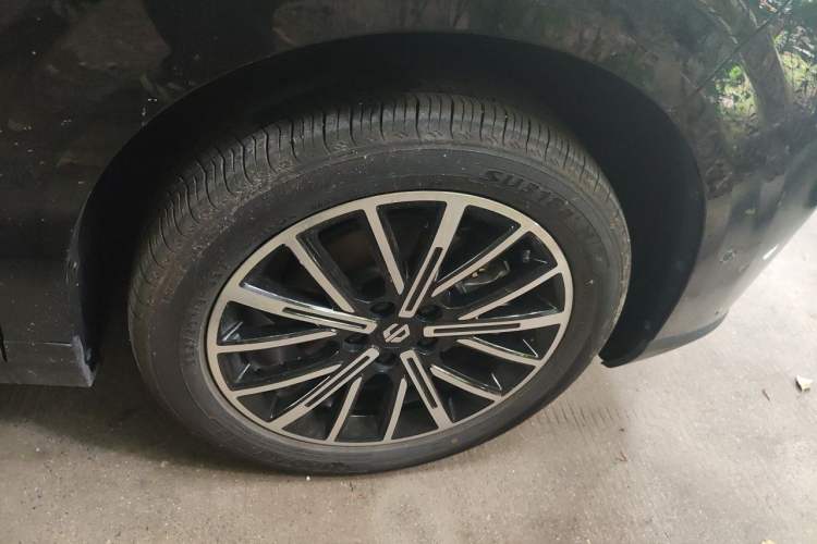 Used Leapmotor B10 2025 510 Joyful Edition Right Front Wheel Hub