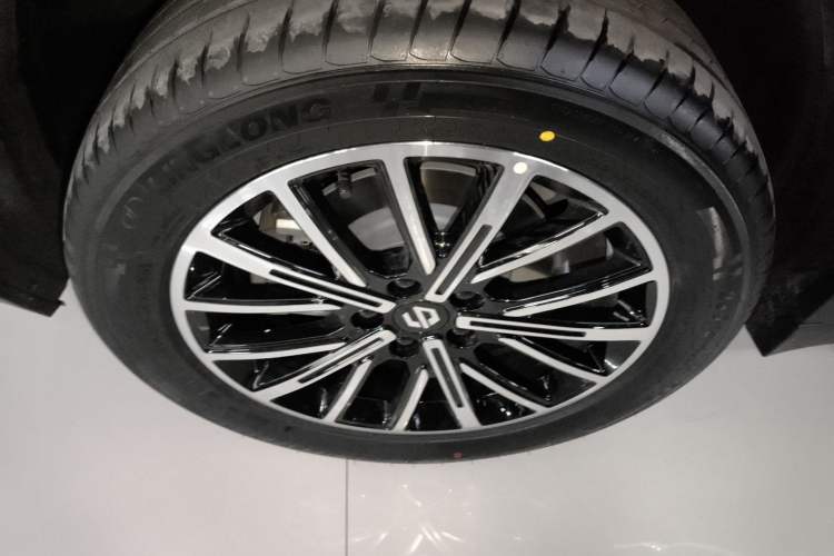 Used Leapmotor B10 2025 510 Joyful Edition Right Rear Wheel Hub
