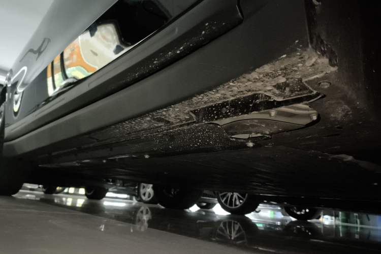 Used Leapmotor B10 2025 510 Joyful Edition Right Side Sill