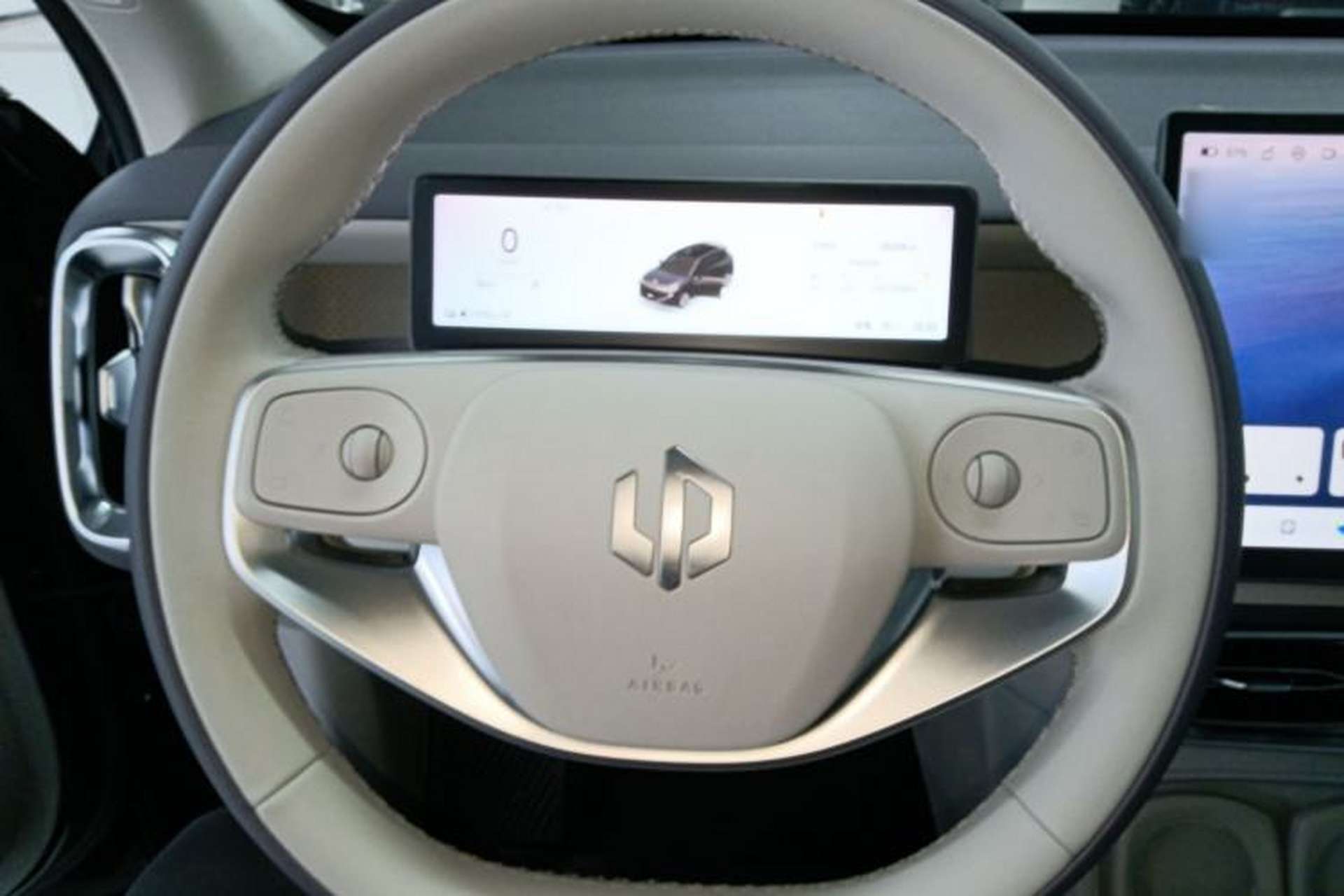 Used Leapmotor B10 2025 510 LiDAR Version Steering Wheel