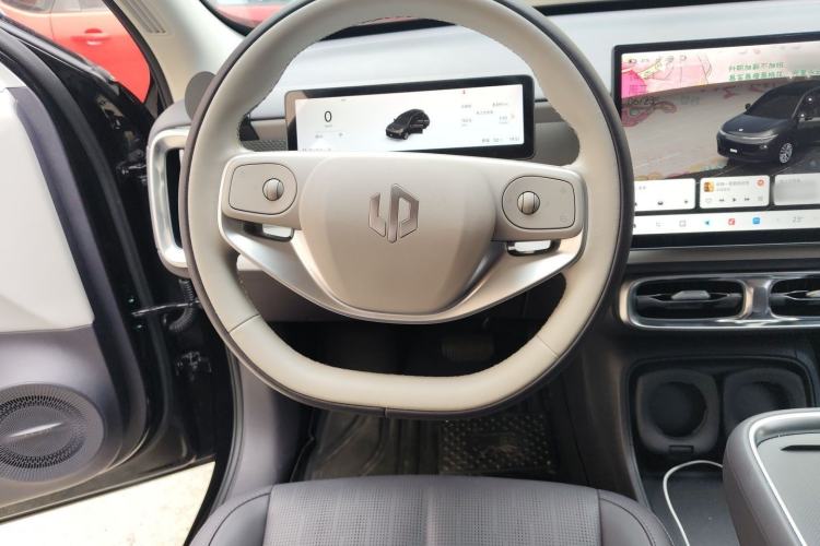 Used Leapmotor B10 2025 510 Joyful Edition Steering Wheel