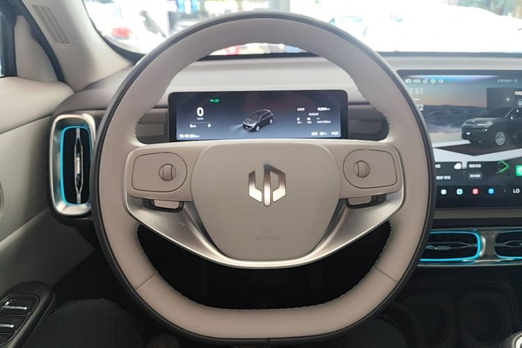 Used Leapmotor B10 2025 510 Joyful Edition Steering Wheel