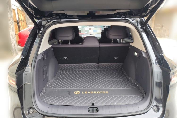 Used Leapmotor B10 2025 510 Joyful Edition Trunk