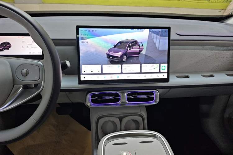 Used Leapmotor B10 2025 510 LiDAR Version Audio And AC Panel