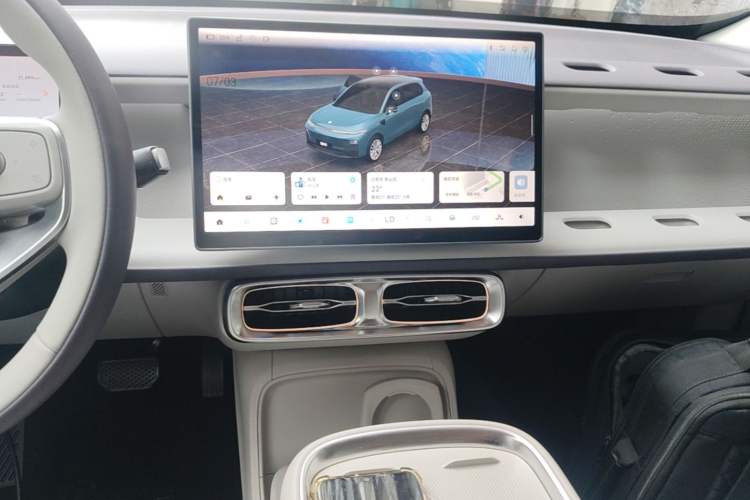 Used Leapmotor B10 2025 510 LiDAR Version Audio And AC Panel