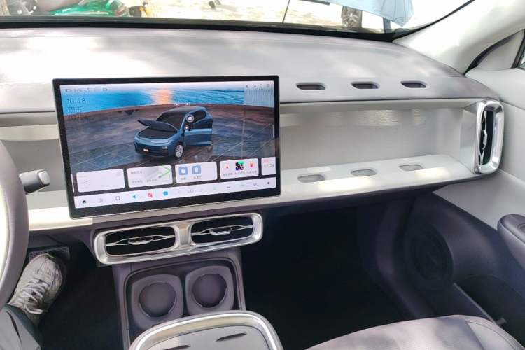 Used Leapmotor B10 2025 510 LiDAR Version Audio And AC Panel