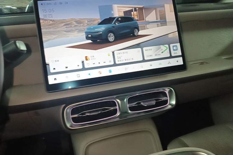 Used Leapmotor B10 2025 510 LiDAR Version Audio And AC Panel
