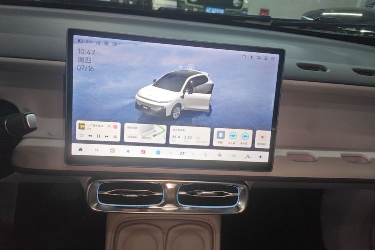 Used Leapmotor B10 2025 510 LiDAR Version Audio And AC Panel