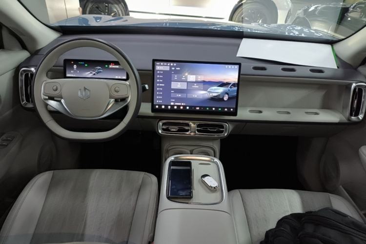 Used Leapmotor B10 2025 510 LiDAR Version Center Console
