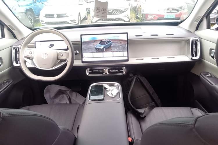 Used Leapmotor B10 2025 510 LiDAR Version Center Console