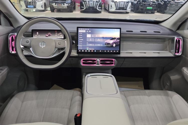 Used Leapmotor B10 2025 510 LiDAR Version Center Console