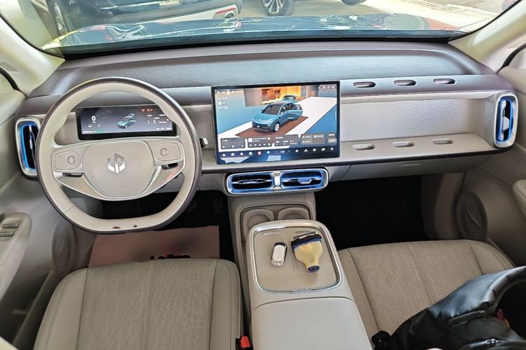 Used Leapmotor B10 2025 510 LiDAR Version Center Console