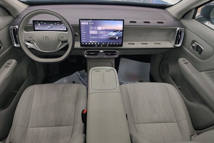 Used Leapmotor B10 2025 510 LiDAR Version Center Console
