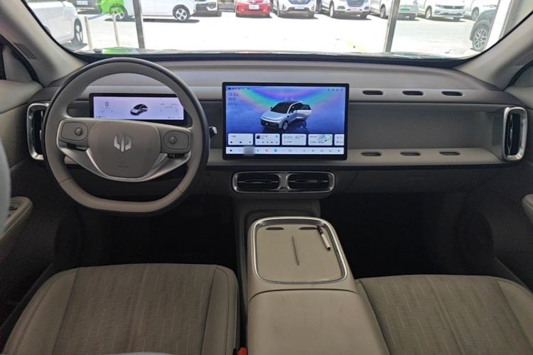 Used Leapmotor B10 2025 510 LiDAR Version Center Console