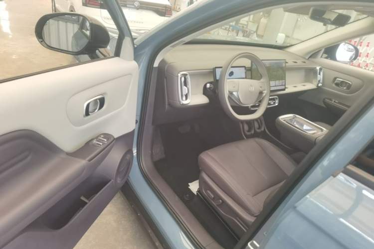 Used Leapmotor B10 2025 510 LiDAR Version Driver Seat