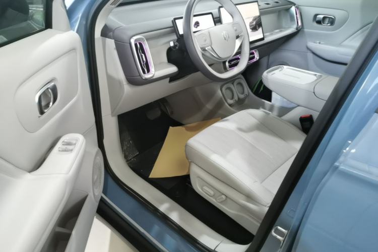 Used Leapmotor B10 2025 510 LiDAR Version Driver Seat