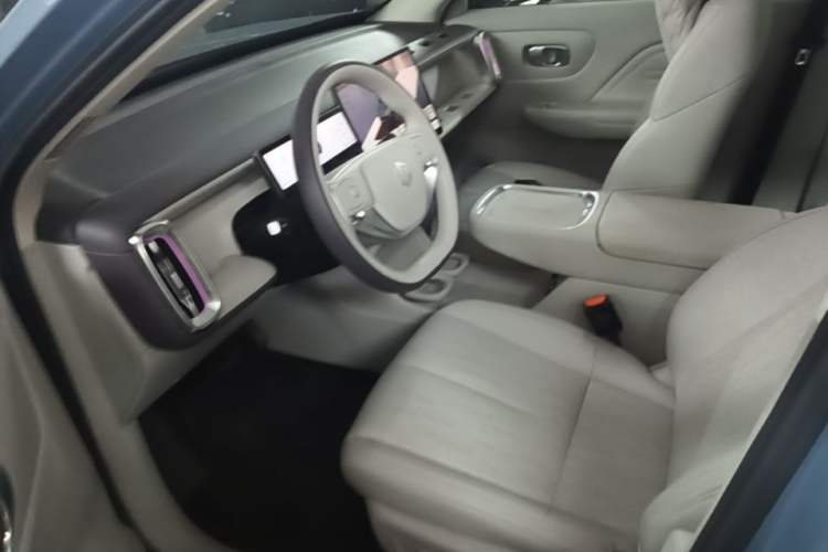 Used Leapmotor B10 2025 510 LiDAR Version Driver Seat