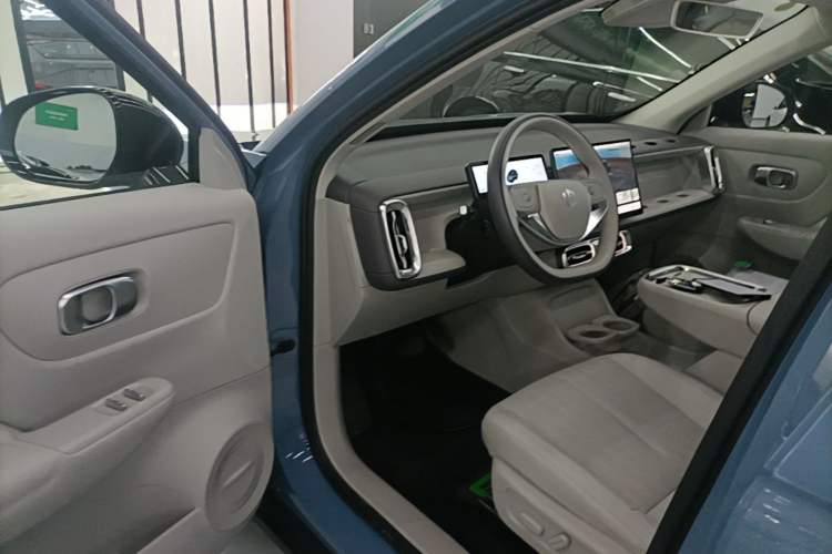 Used Leapmotor B10 2025 510 LiDAR Version Driver Seat