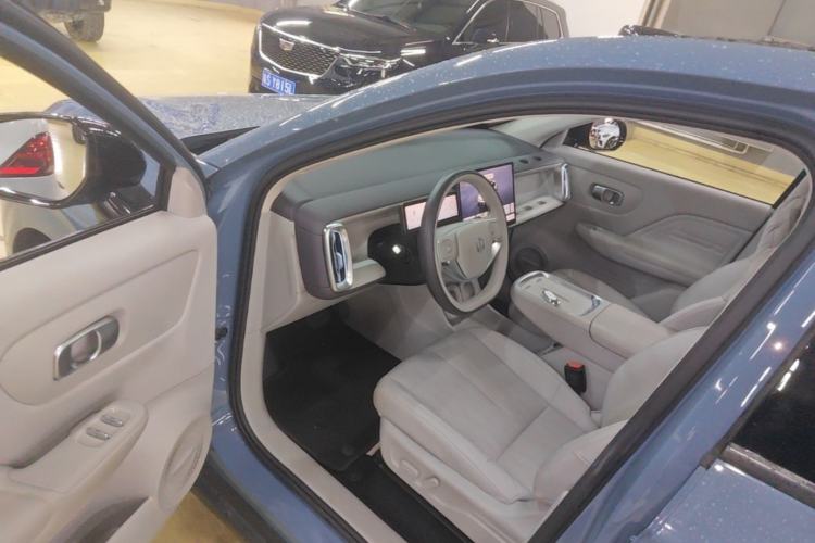 Used Leapmotor B10 2025 510 LiDAR Version Driver Seat