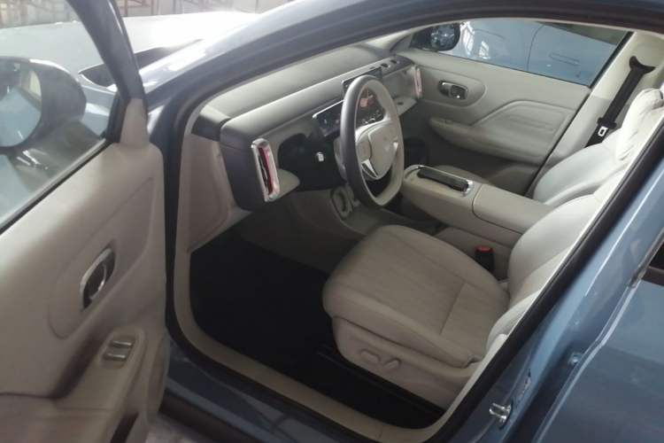 Used Leapmotor B10 2025 510 LiDAR Version Driver Seat