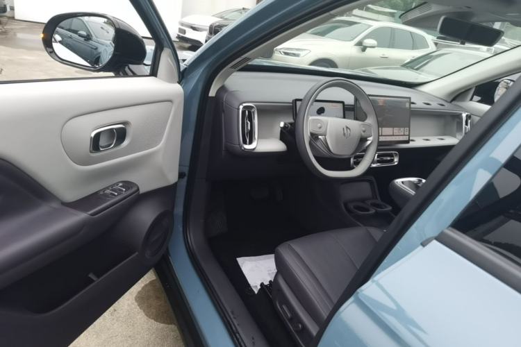Used Leapmotor B10 2025 510 LiDAR Version Driver Seat