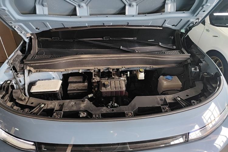 Used Leapmotor B10 2025 510 LiDAR Version Engine Bay