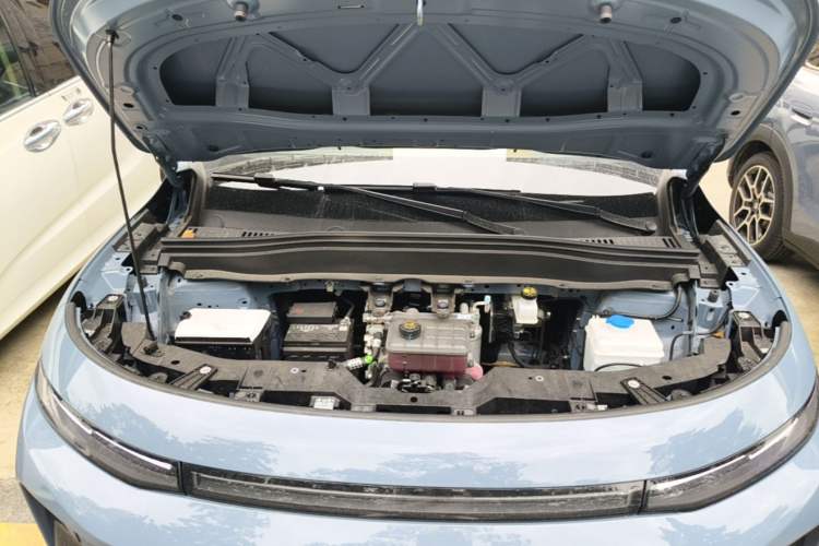 Used Leapmotor B10 2025 510 LiDAR Version Engine Bay