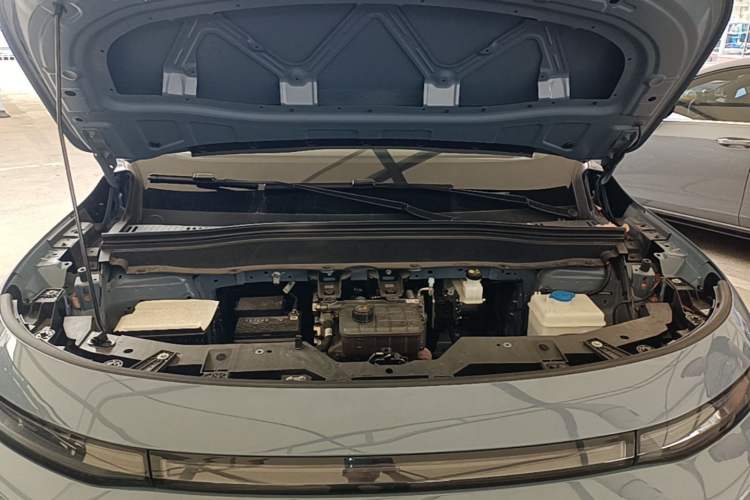 Used Leapmotor B10 2025 510 LiDAR Version Engine Bay