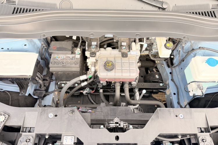 Used Leapmotor B10 2025 510 LiDAR Version Engine Bay