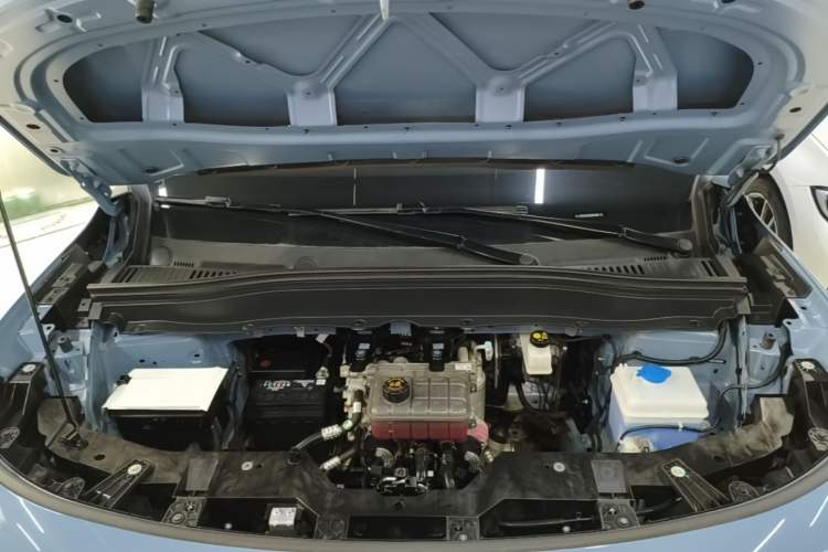 Used Leapmotor B10 2025 510 LiDAR Version Engine Bay