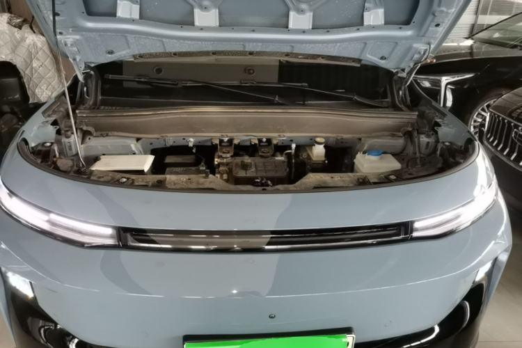Used Leapmotor B10 2025 510 LiDAR Version Engine Bay