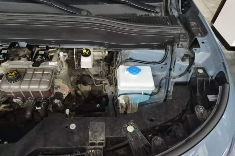 Used Leapmotor B10 2025 510 LiDAR Version Engine Bay Left