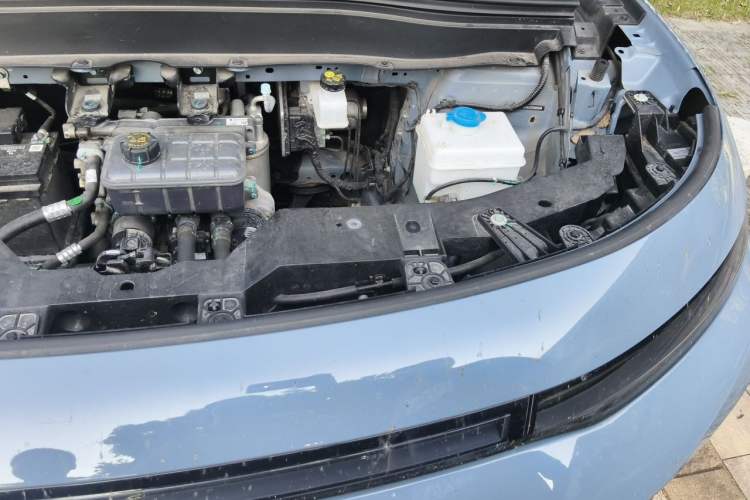 Used Leapmotor B10 2025 510 LiDAR Version Engine Bay Left