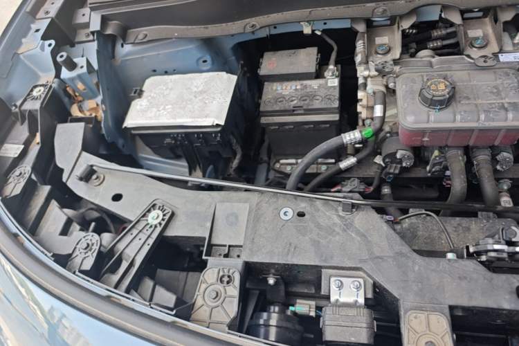 Used Leapmotor B10 2025 510 LiDAR Version Engine Bay Right