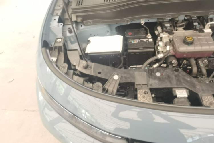 Used Leapmotor B10 2025 510 LiDAR Version Engine Bay Right