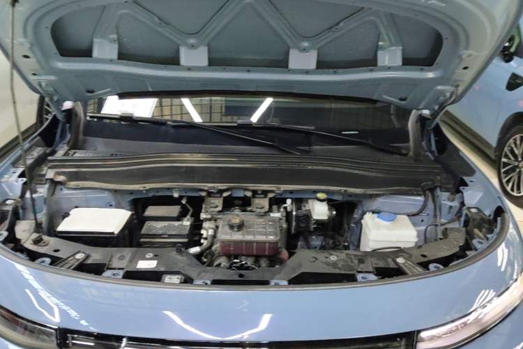 Used Leapmotor B10 2025 510 LiDAR Version Engine Bay