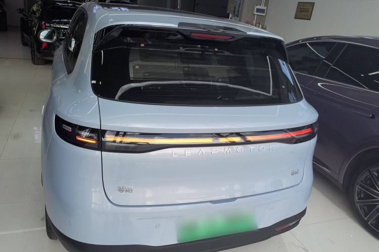 Used Leapmotor B10 2025 510 Joyful Edition Exterior 4