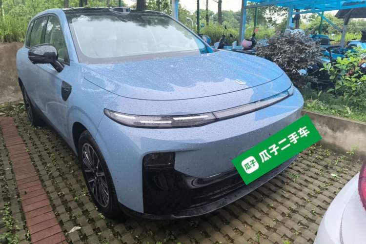 Used Leapmotor B10 2025 510 LiDAR Version Front Right 45 Deg