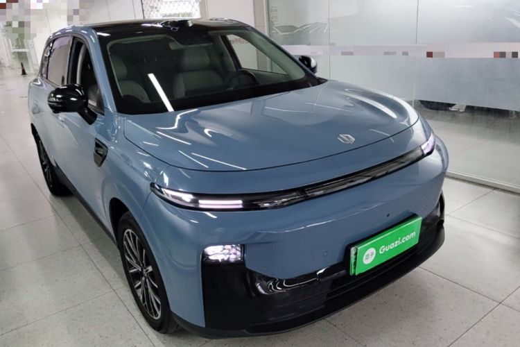 Used Leapmotor B10 2025 510 LiDAR Version Front Right 45 Deg
