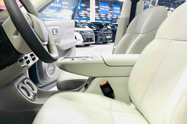 Used Leapmotor B10 2025 510 LiDAR Version Interior 1