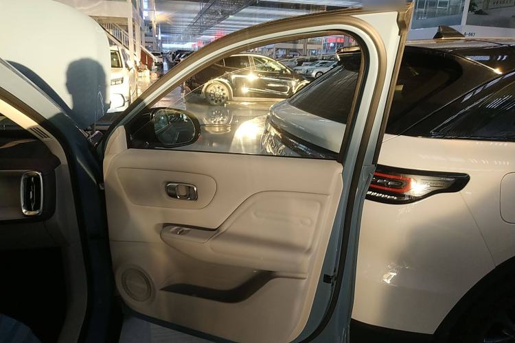 Used Leapmotor B10 2025 510 LiDAR Version Interior 2