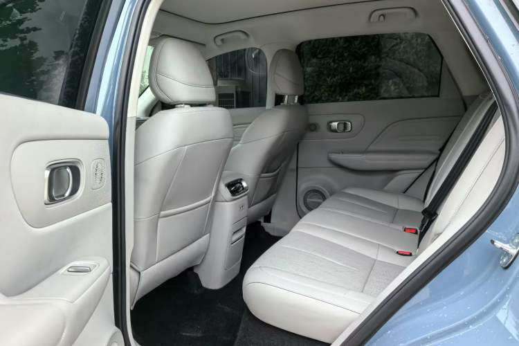 Used Leapmotor B10 2025 510 LiDAR Version Interior 4