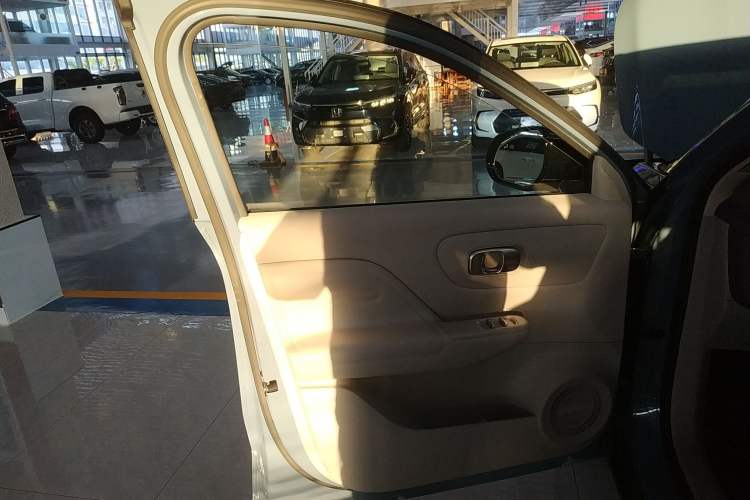 Used Leapmotor B10 2025 510 LiDAR Version Interior 4