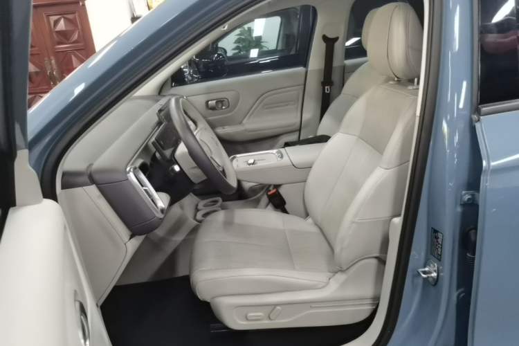 Used Leapmotor B10 2025 510 LiDAR Version Left Front Seat